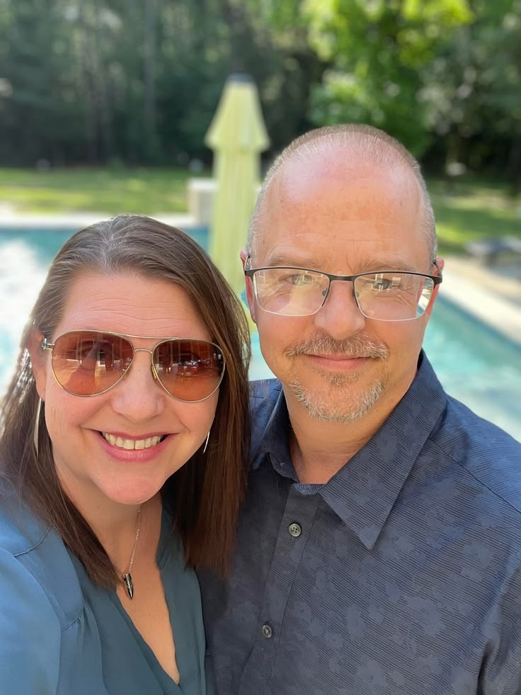 files/Today_is_our_25th_anniversary__What_did_we_do_to_celebrate__He_helped_me_record_videos_for_Amazon_then_took_me_to_eat_a_late_lunch_early_dinner_at_Anthony_s_Diner_we_be_living_large_d3c568ad-0e96-405d-844d-20da22fd3ac2.jpg